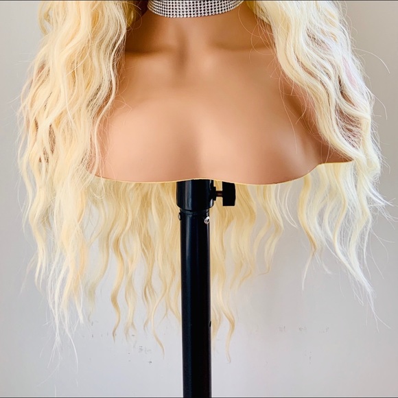 Long Gorgeous Blonde Lace Front Synthetic Wig for Everyday Wear or Events - Picture 9 of 14